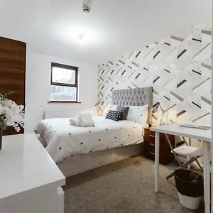 Whitechapel En-suite Beds To Guest house