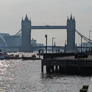  Gasthof Tobacco Docks & St Katherine's